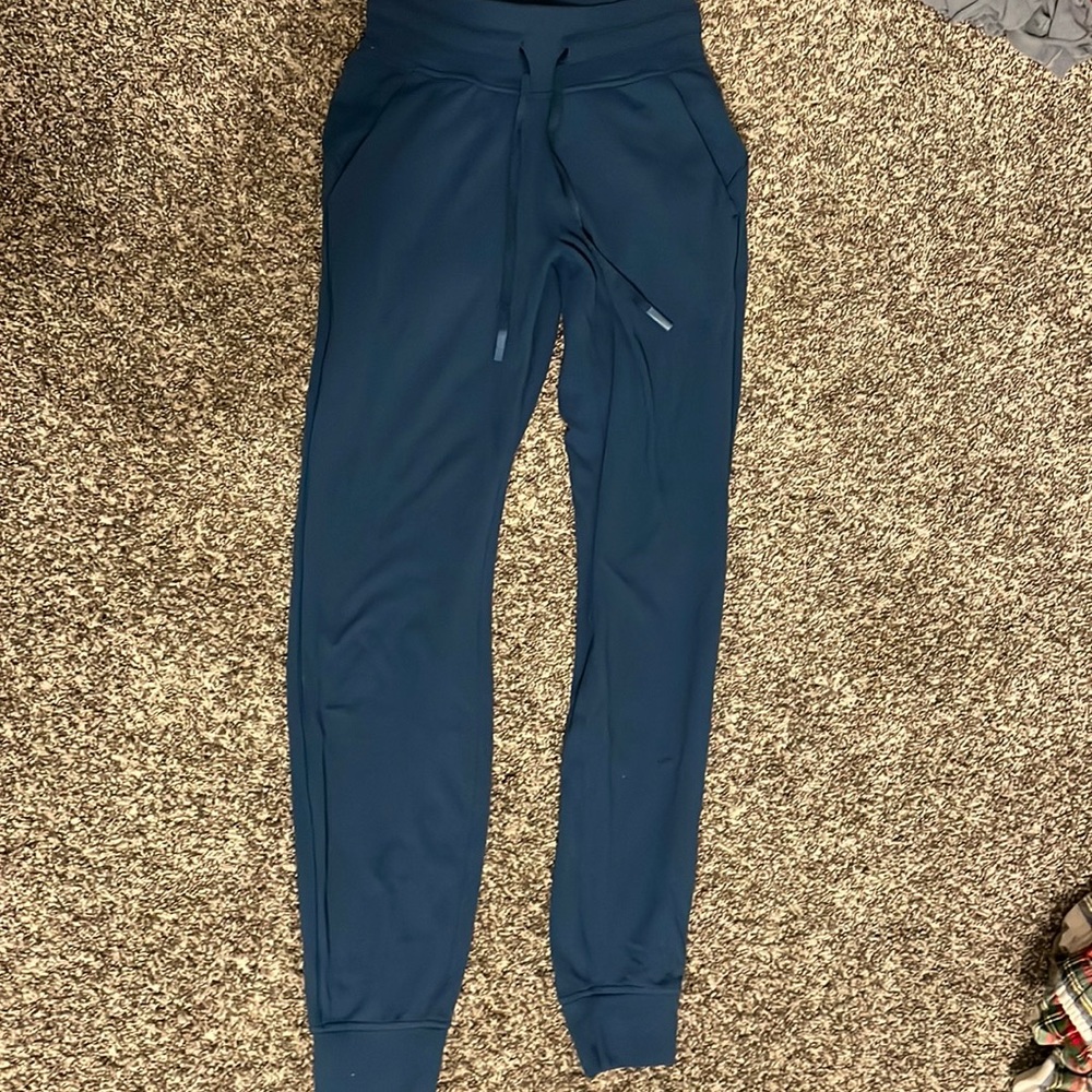 Lululemon ready to Rulu jogger! Size 0